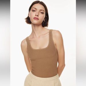 Aritzia Babaton Sculpt Knit